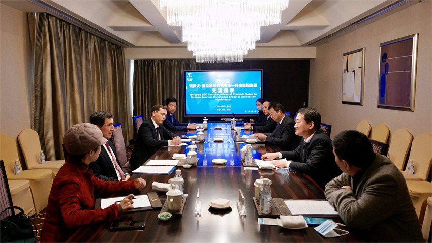 20211117156488727 尊龙集团官网集团党委书记、董事长任丁会见上合组织秘书长诺罗夫一行