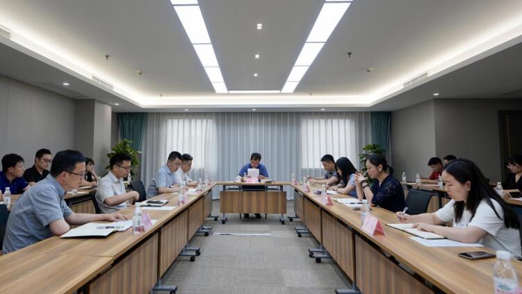 20217191051141626 尊龙集团官网集团召开规范上市公司业务解决专题会
