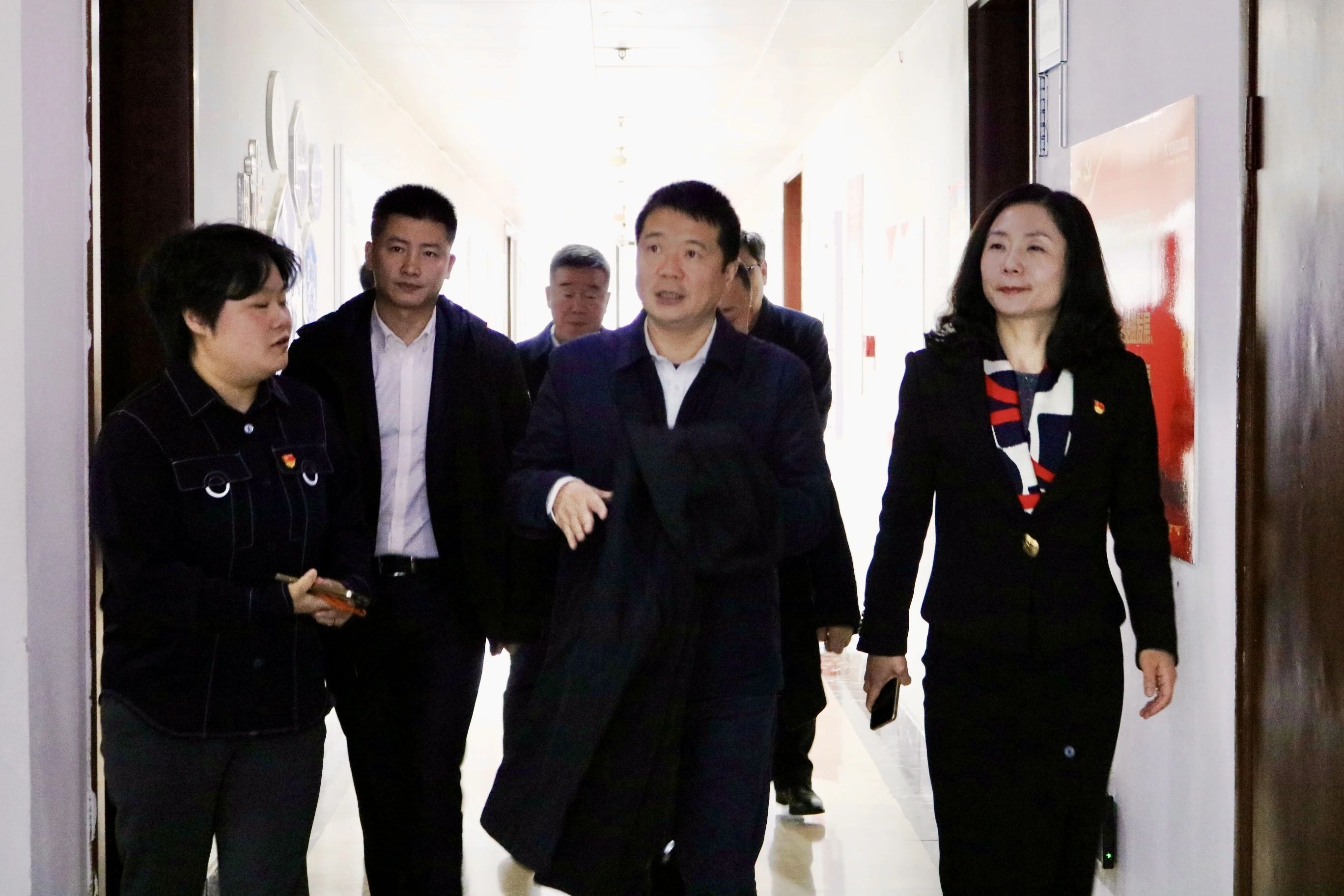 03ec9ffe-f893-429a-b321-309c72b74de2 省尊龙集团官网集团党委书记、董事长游勇赴四川国旅宣讲省委十二届四次全会心灵并调研经营发展工作